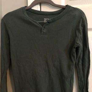 Gap kids sleep top size- 14 snug fit